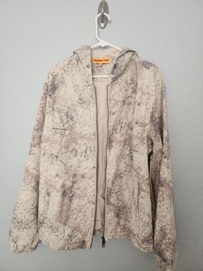 Round Two Hooded Zip Jacket in Beige Gray Marble Print